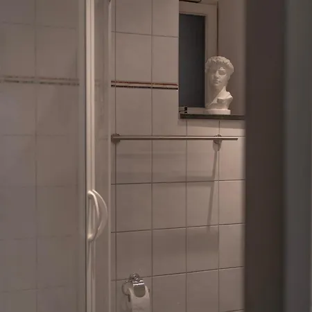 Basement Of O Apartment *