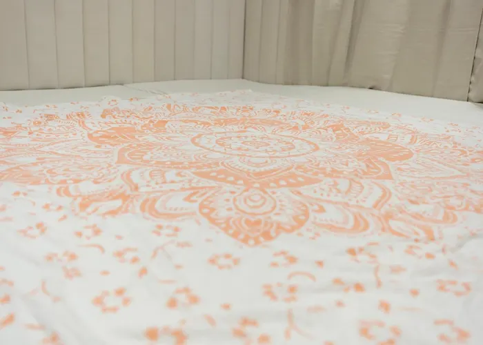 Apartment Basement Of O *